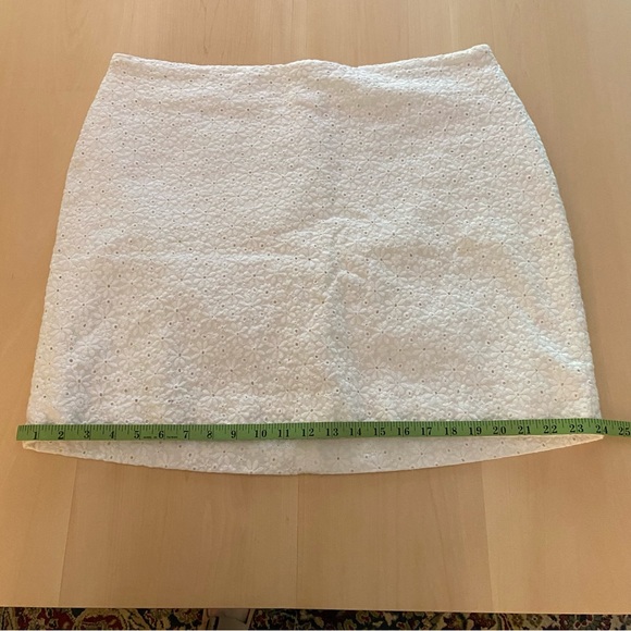 LARKSPUR Size 20 W Cotton blend white embroidered mini skirt. Vintage. - Picture 13 of 14